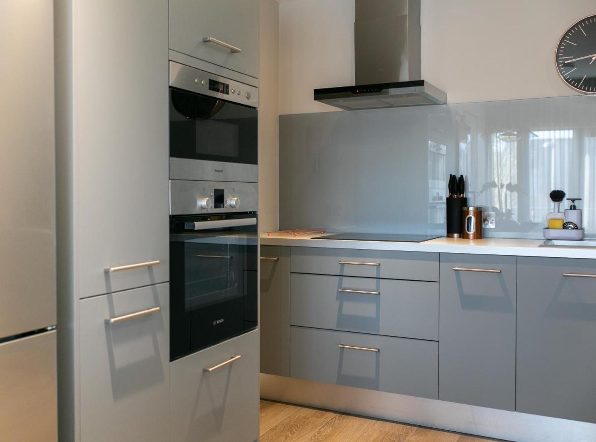 Custom House Apartments Newry Bagian luar foto