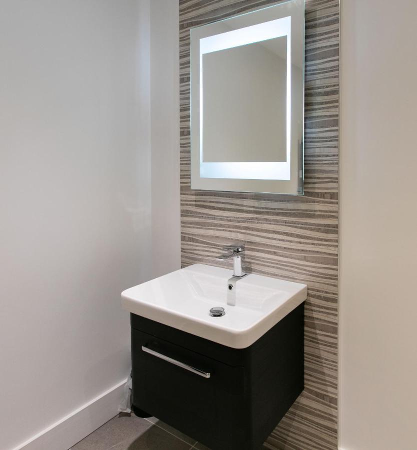 Custom House Apartments Newry Bagian luar foto