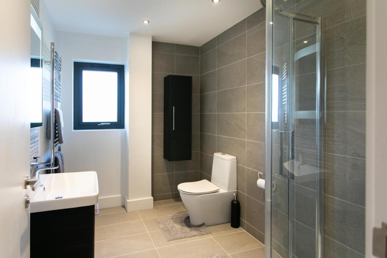 Custom House Apartments Newry Bagian luar foto